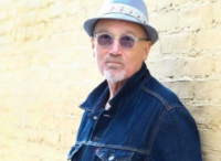 Rock 'n' roll, pop icon Marshall Crenshaw to appear at Opera House