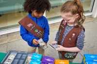 A sweet way to start the new year! Time to explore with some 'exploremores'