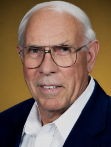 Luke Carlyle Billings ... enjoyed cookouts at family pool