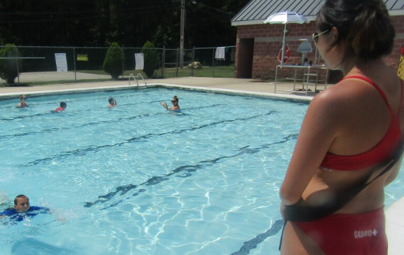 Four-day heat wave's on the way; everybody into the pool!!!