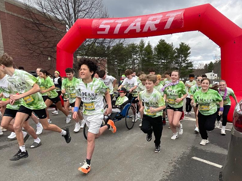 RMS Team Hawaii says 'Aloha' with a check for more than $4G for classmate in need